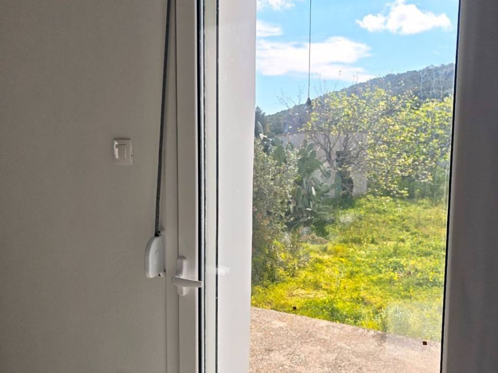 thea sto 1o ypnodomatio