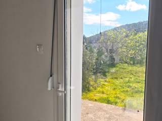 thea sto 1o ypnodomatio