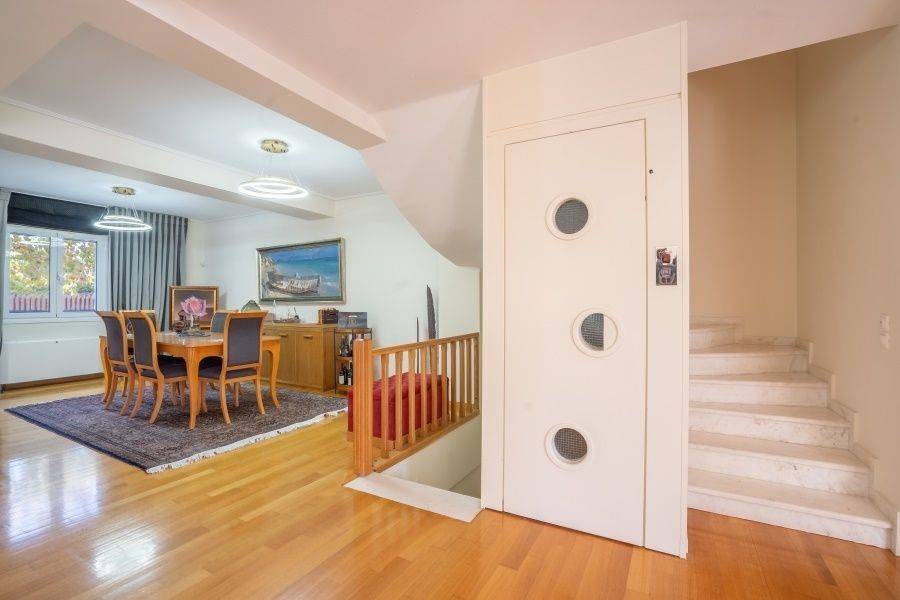 Εσωτερικοι χώροι