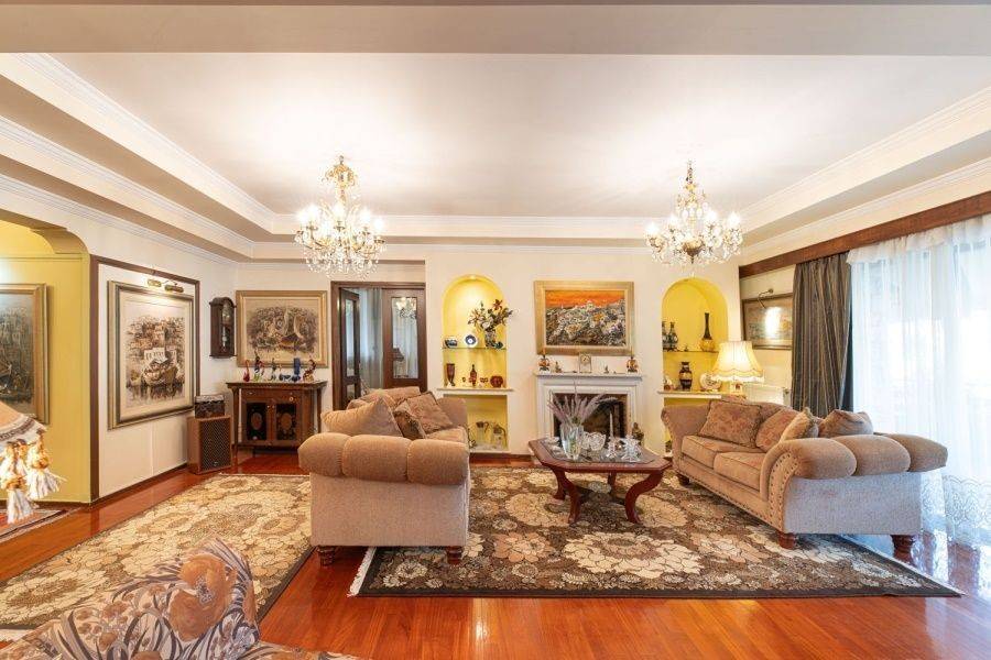 Εσωτερικοι χώροι