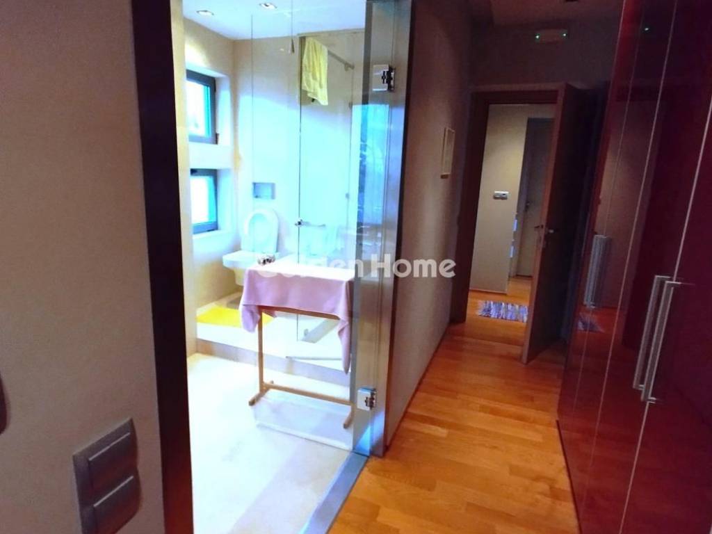 Χολ - Διάδρομος