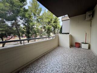 βεράντα ομορφη θέα πάρκου