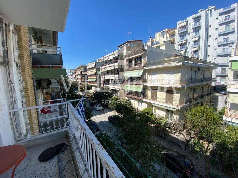 Θέα από μπαλκόνι