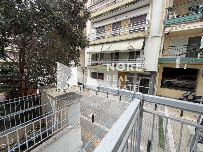 Θέα από μπαλκόνι