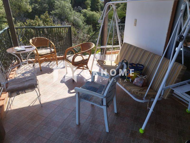 Θέα από μπαλκόνι