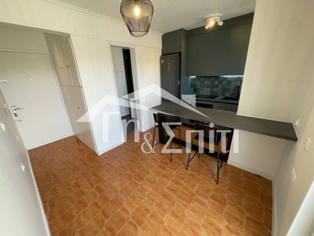 Σαλοκουζίνα