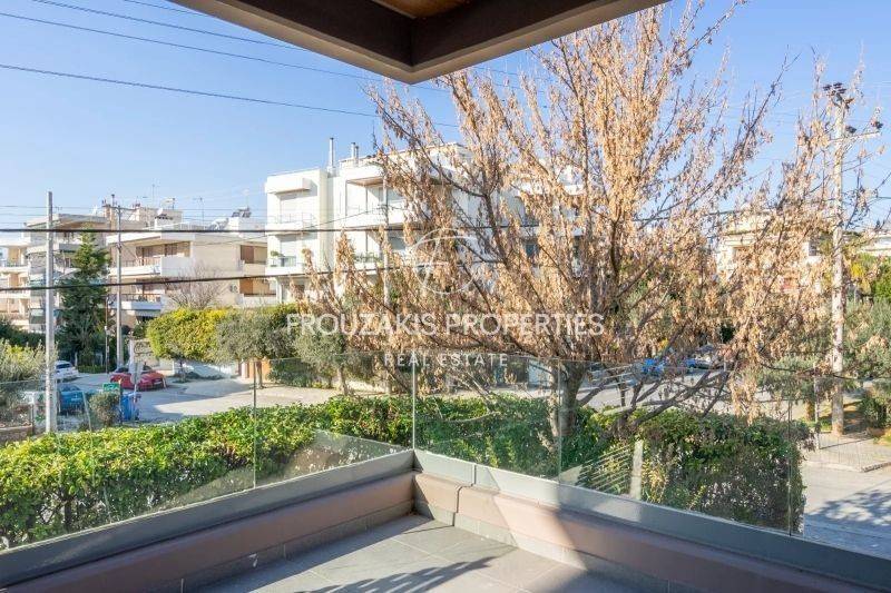 Θέα από μπαλκόνι