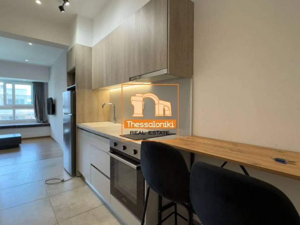 One Salonica, Γκαρσονιέρα, 50 τ.μ.