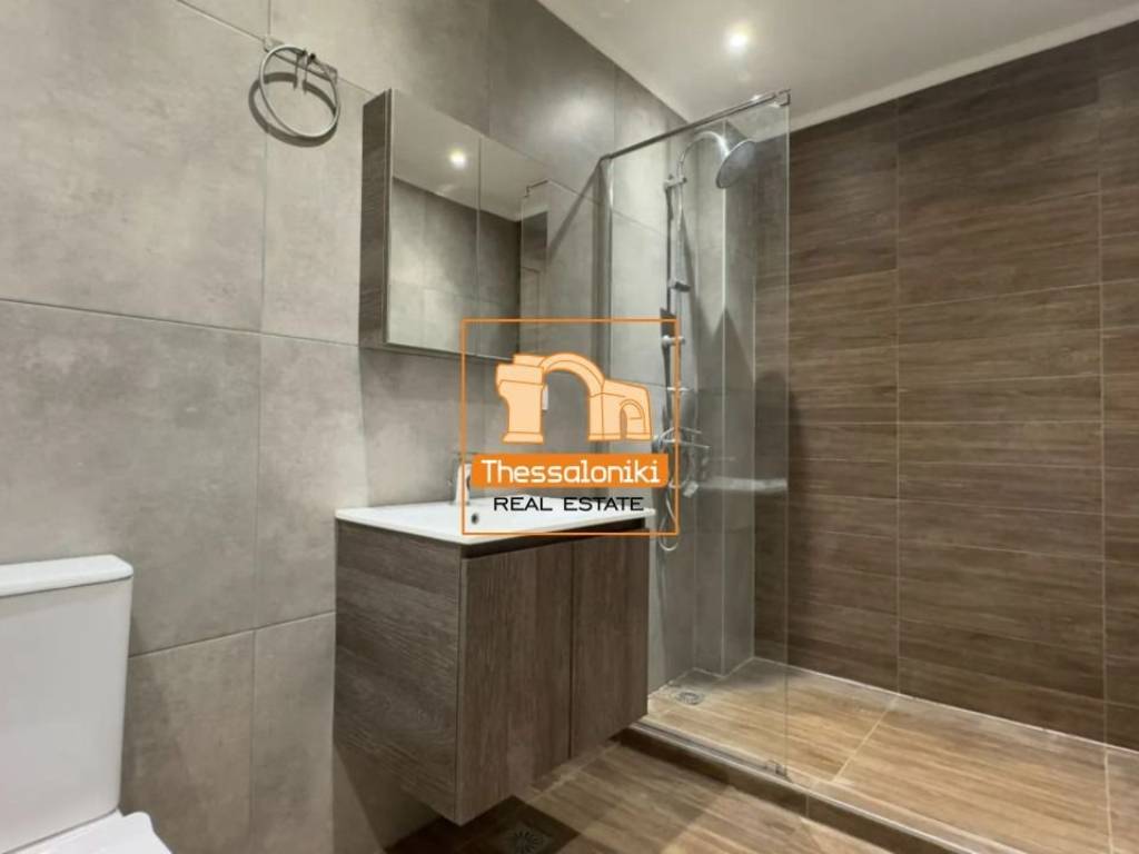 One Salonica, Γκαρσονιέρα, 50 τ.μ.