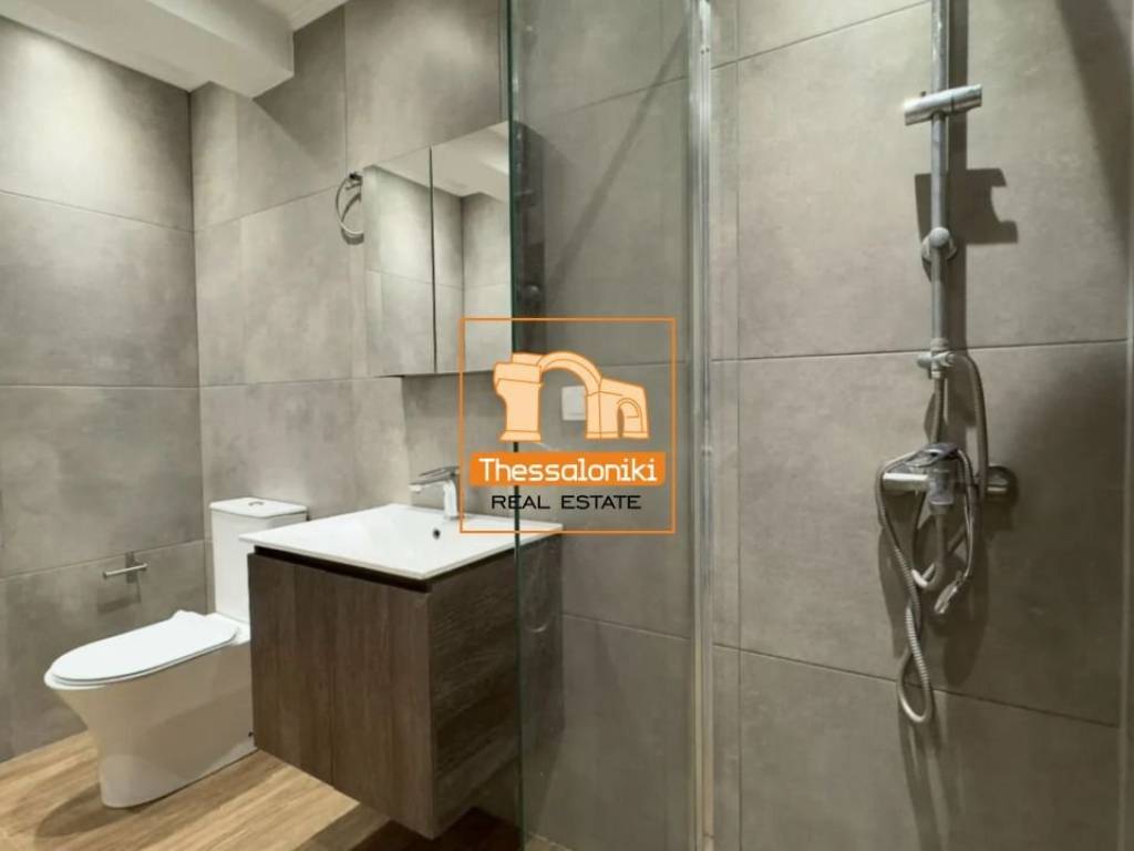 One Salonica, Γκαρσονιέρα, 50 τ.μ.