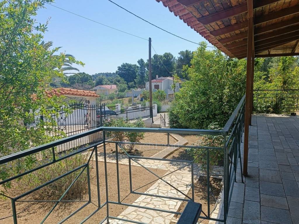 Θέα από μπαλκόνι