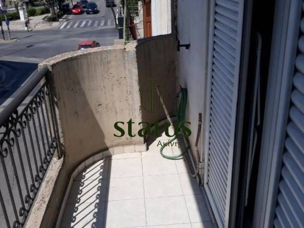 Θέα απο μπαλκόνι