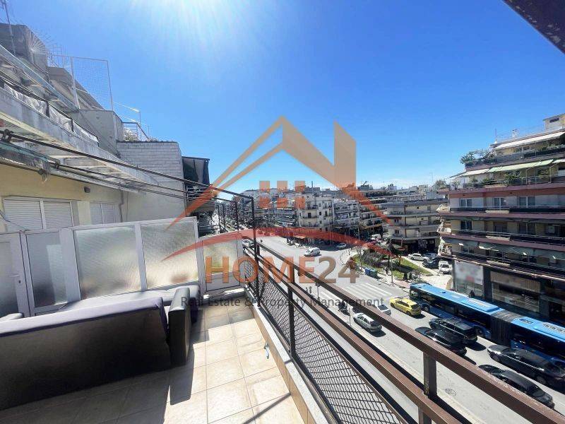 Θέα από μπαλκόνι