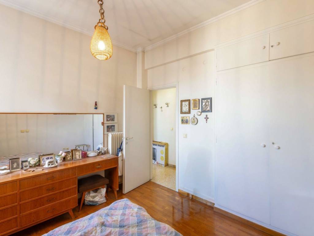 Diamerisma Pros Polese sten Attike