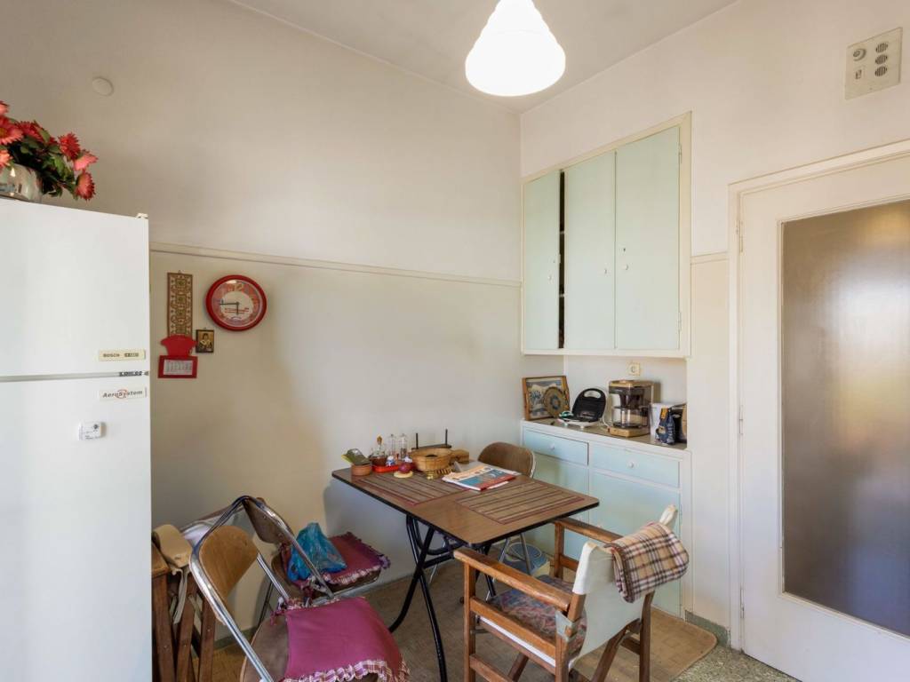 Diamerisma Pros Polese sten Attike