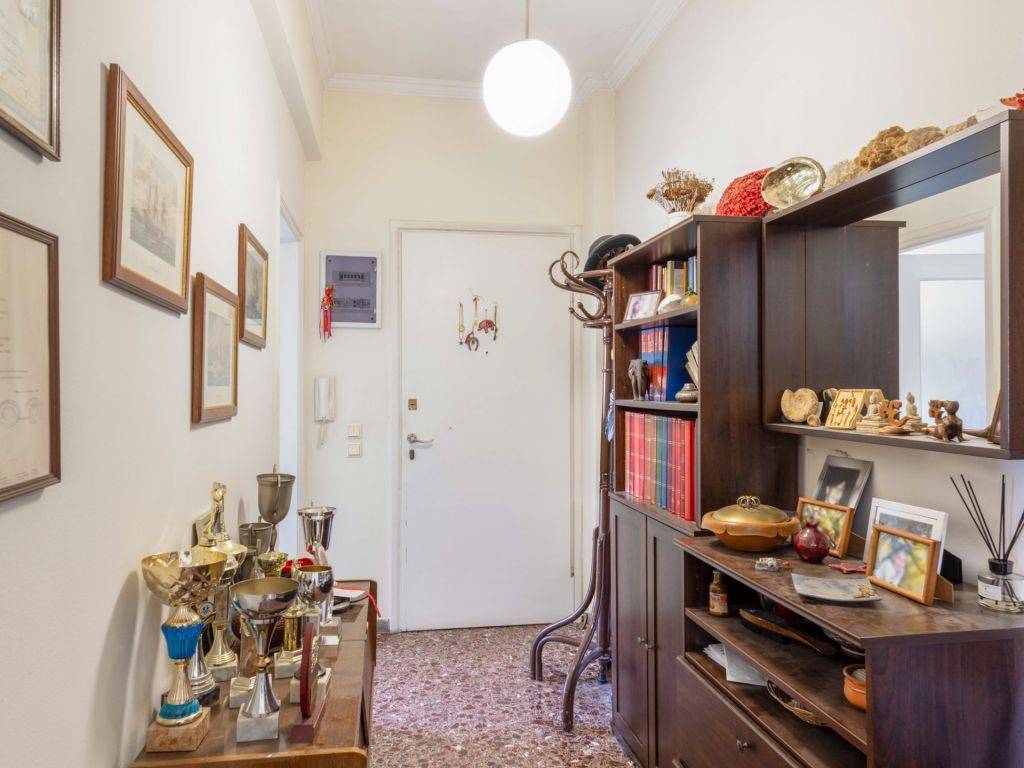 Diamerisma Pros Polese sten Attike