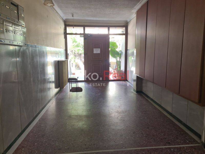 Είσοδος οικοδομής