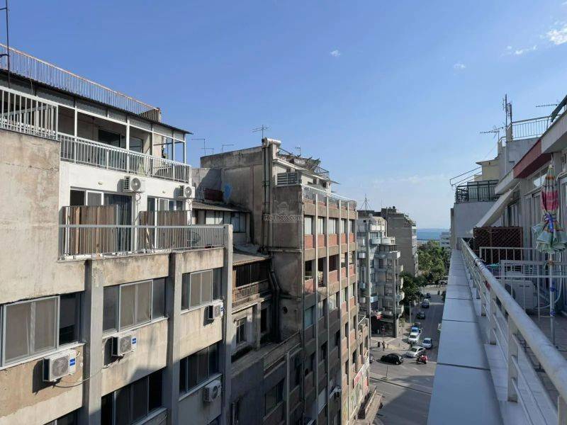 Θέα από μπαλκόνι