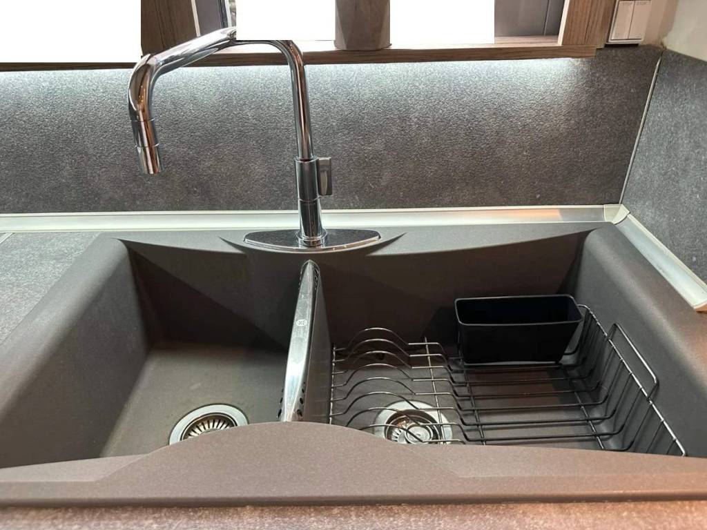 ΤΗΛΕΦΩΝΟ ΕΠΙΚΟΙΝΩΝΙΑΣ : 2310765495 // 6981242542  ΚΑΡΑΟΥΛΑΝΗ