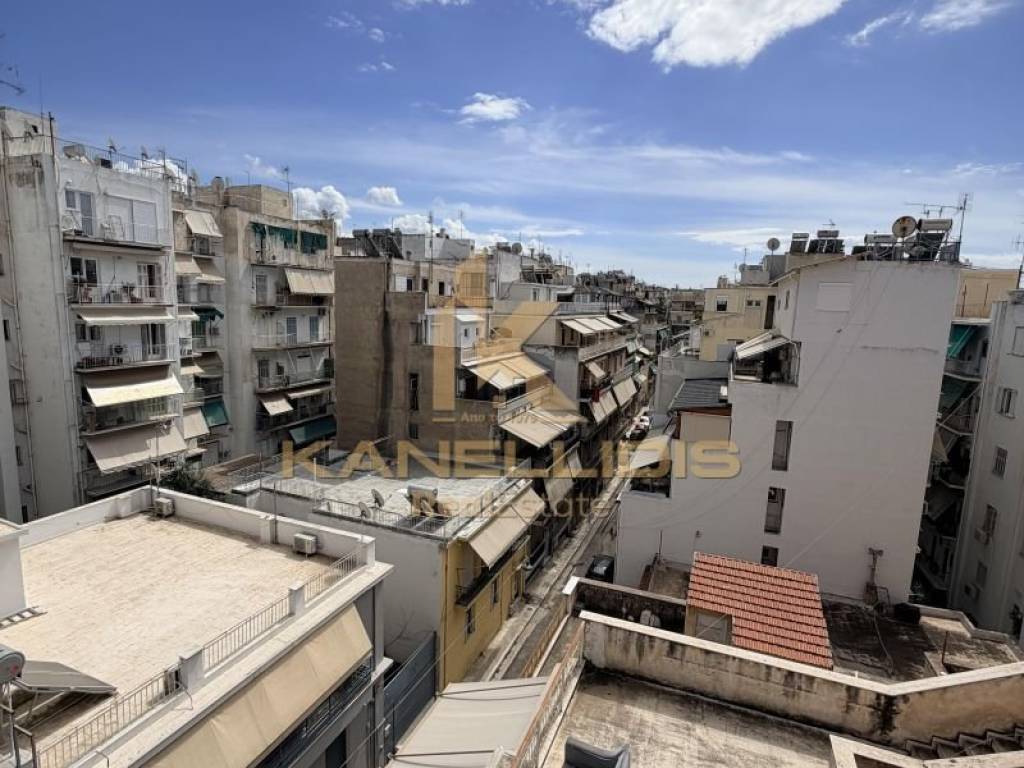 Θέα από μπαλκόνι