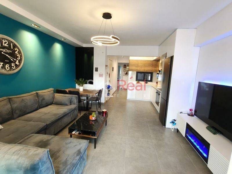 Σαλοκουζίνα