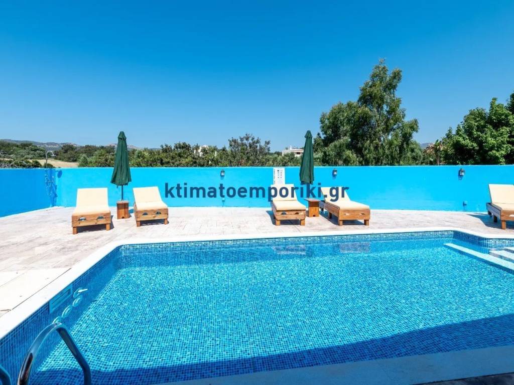 Εξωτερικοι χώροι