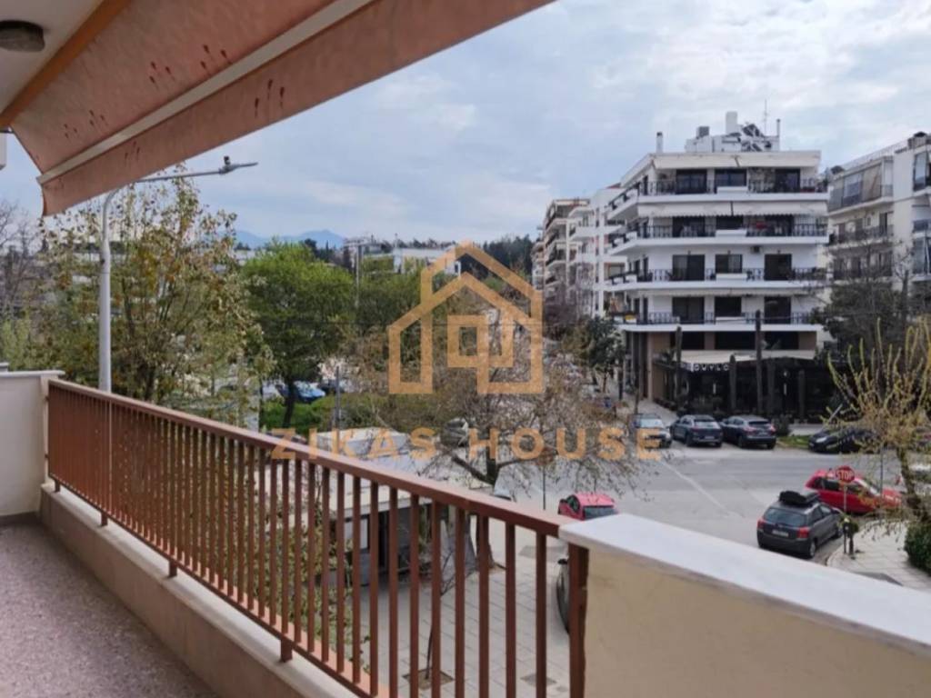 Θέα από μπαλκόνι