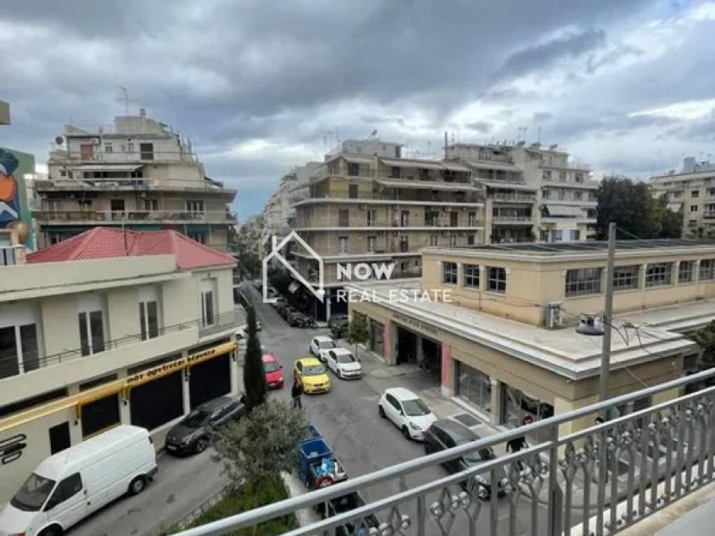 Θέα από μπαλκόνι