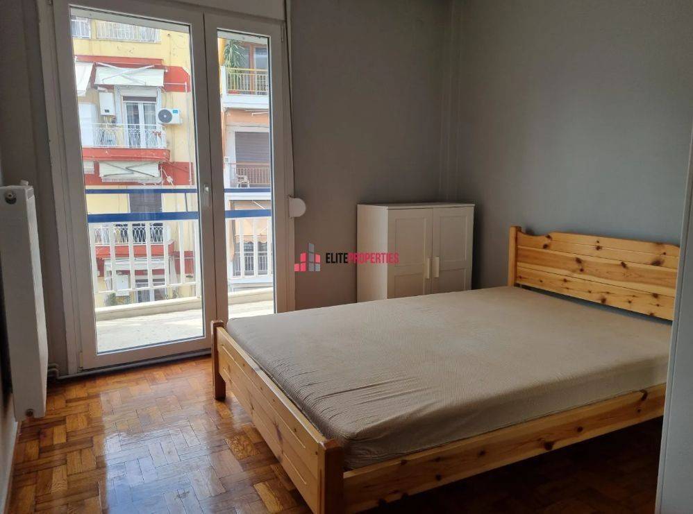 ΣΑΛΟΝΙ-ΔΩΜΑΤΙΟ