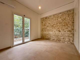 close_to_train_station_residential_studio_for_rent