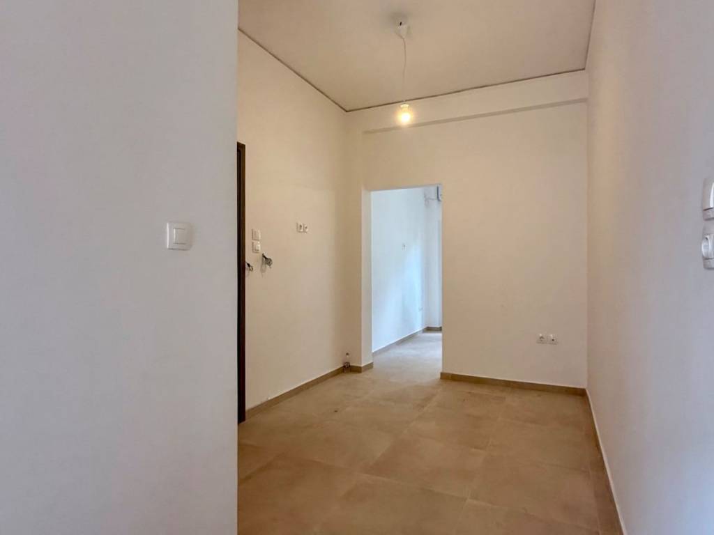 close_to_train_station_residential_studio_for_rent