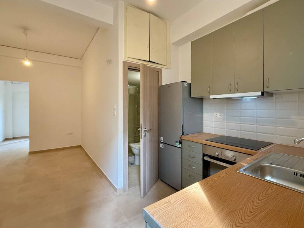 close_to_train_station_residential_studio_for_rent