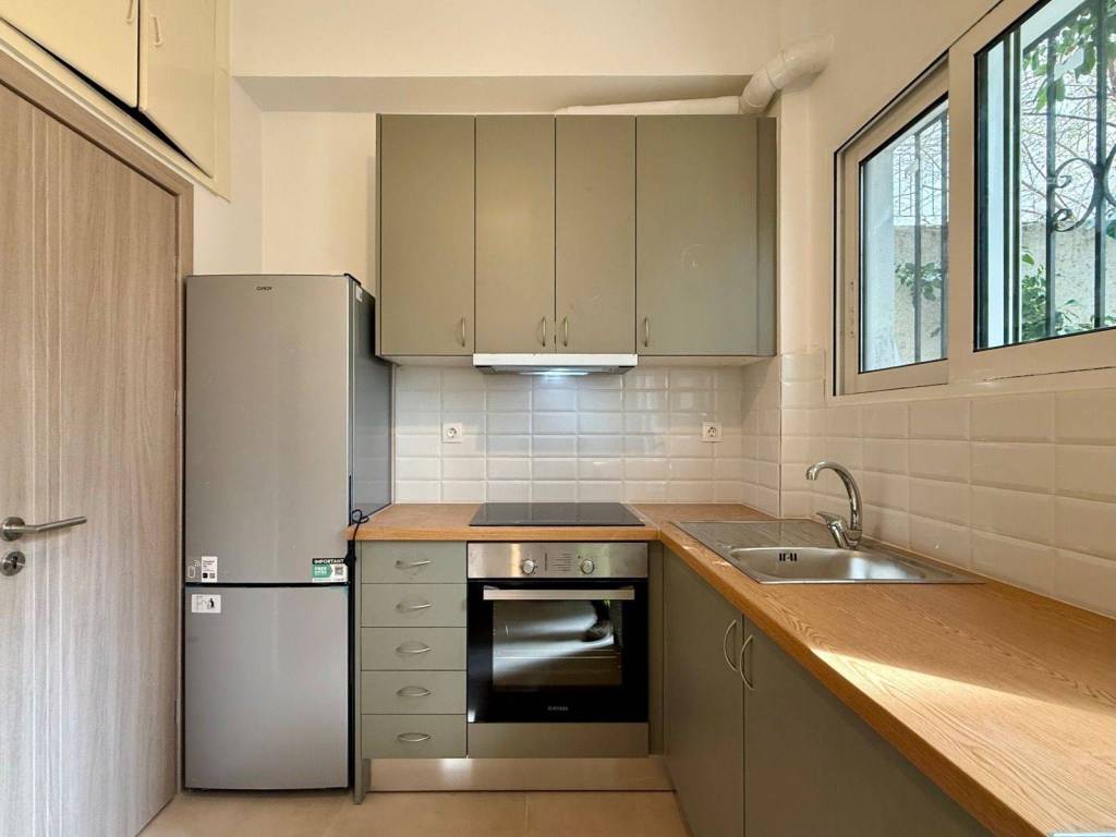 close_to_train_station_residential_studio_for_rent