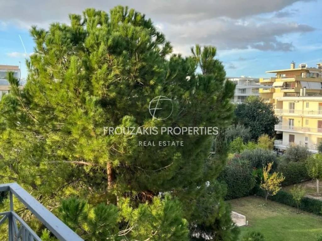 Θέα από μπαλκόνι