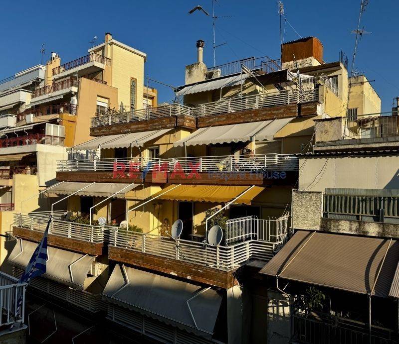 Θέα από μπαλκόνι