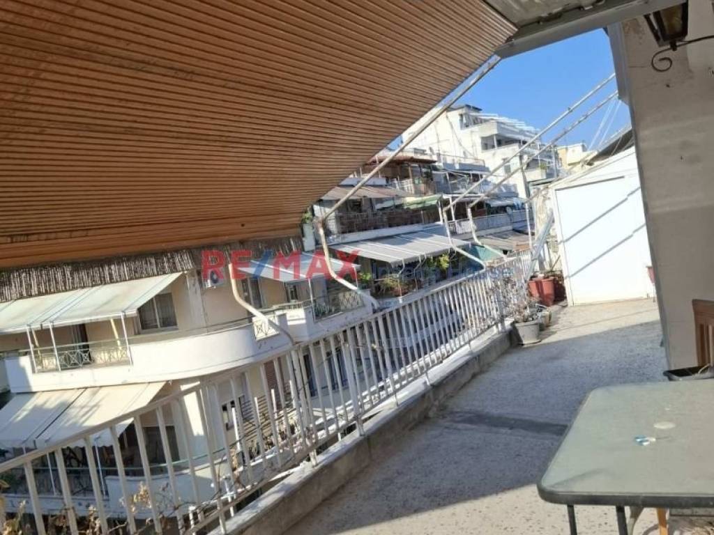 Θέα από μπαλκόνι