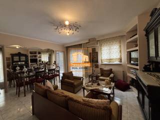 Νεάπολη, Διαμέρισμα