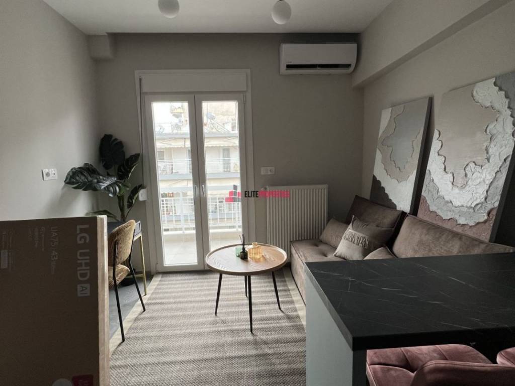 ΣΑΛΟΚΟΥΖΙΝΑ