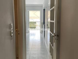 Χολ - Διάδρομος