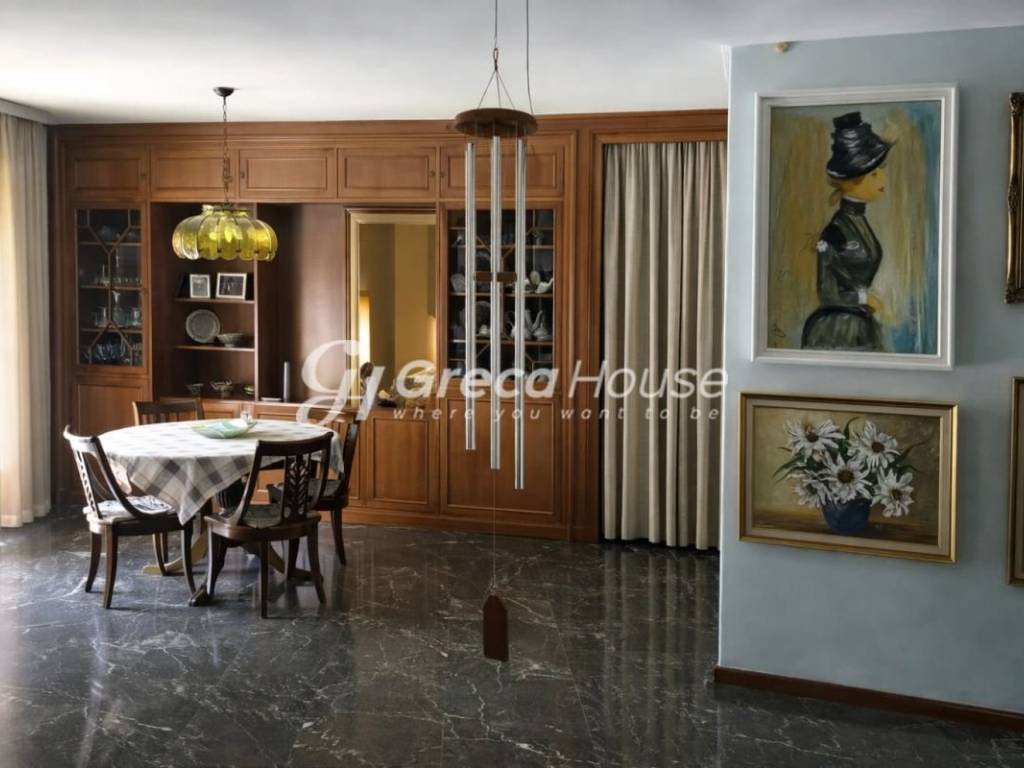 Μεζονέτα προς πώληση Εξάρχεια