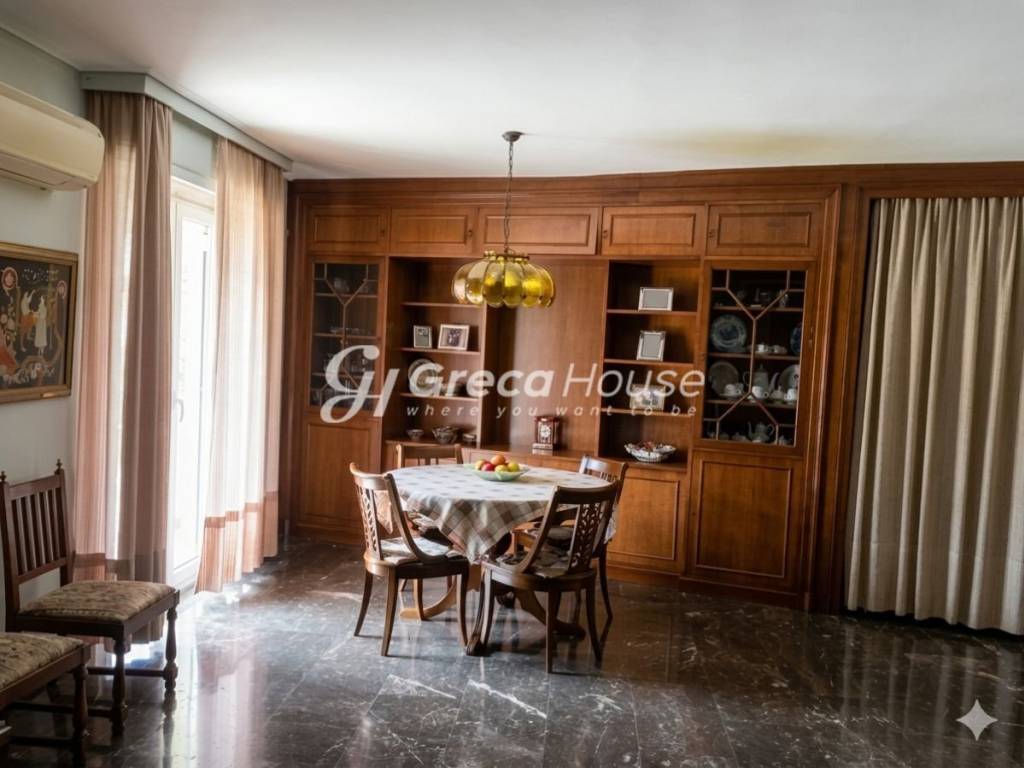 Μεζονέτα προς πώληση Εξάρχεια