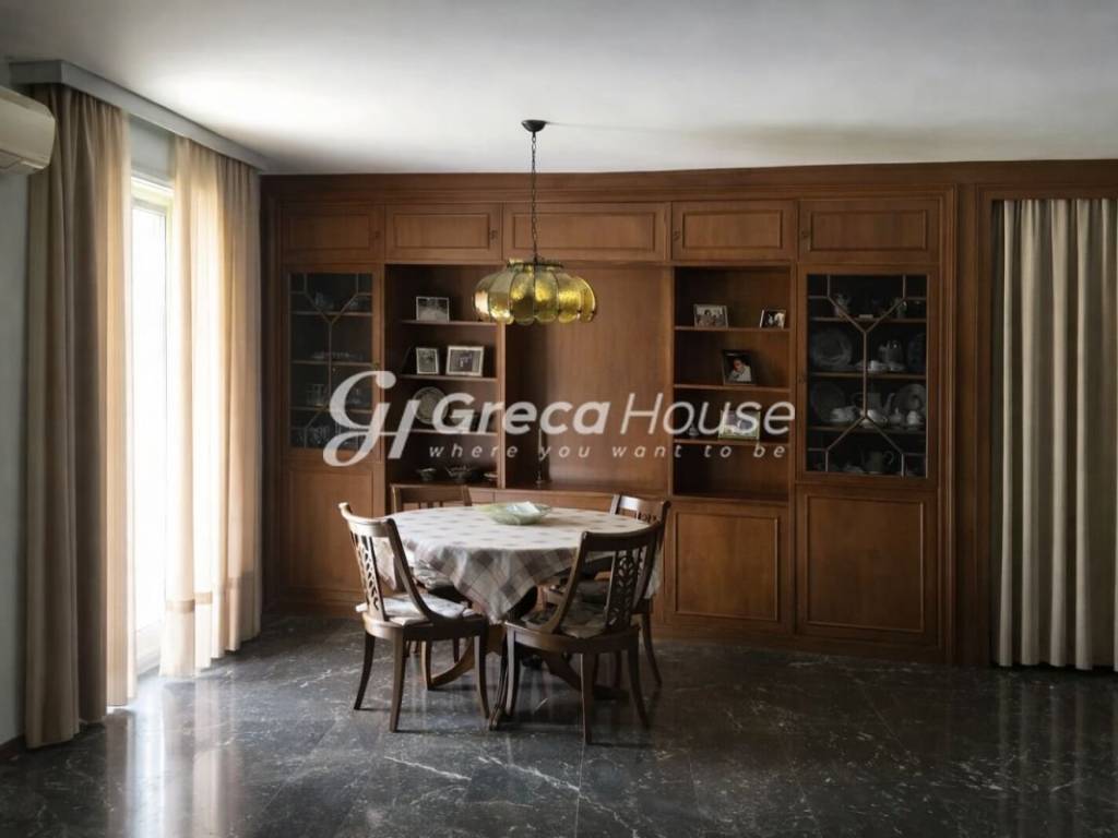 Μεζονέτα προς πώληση Εξάρχεια