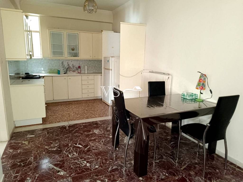 Σαλοκουζίνα