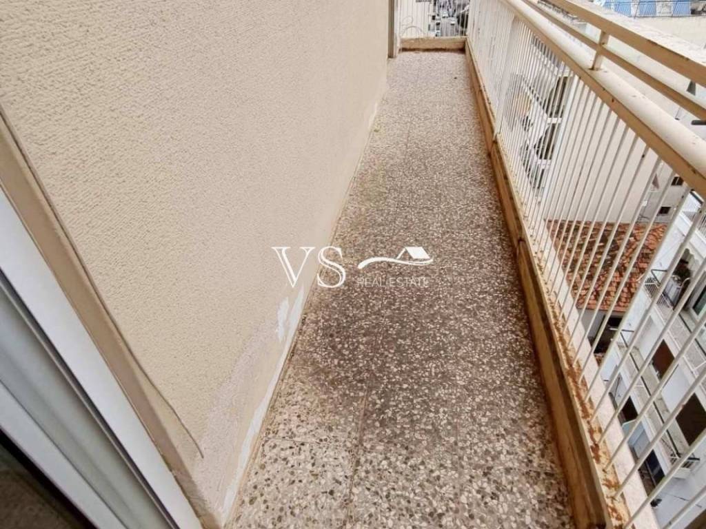 Θέα απο μπαλκόνι