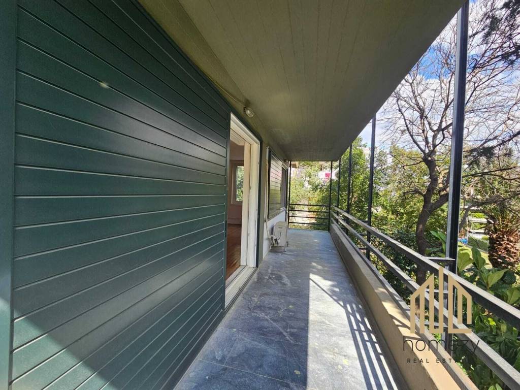 Mpalkoni kathistikoy