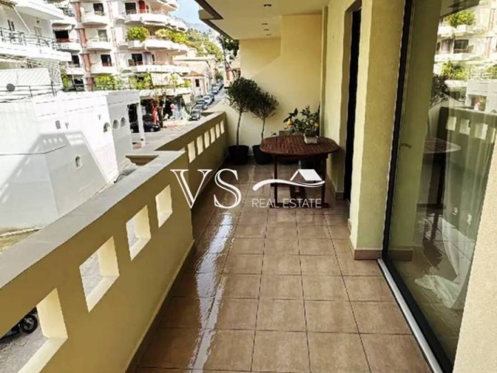 Θέα απο μπαλκόνι