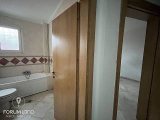 Forumland Real Estate, Μπάνιο με μπανιέρα