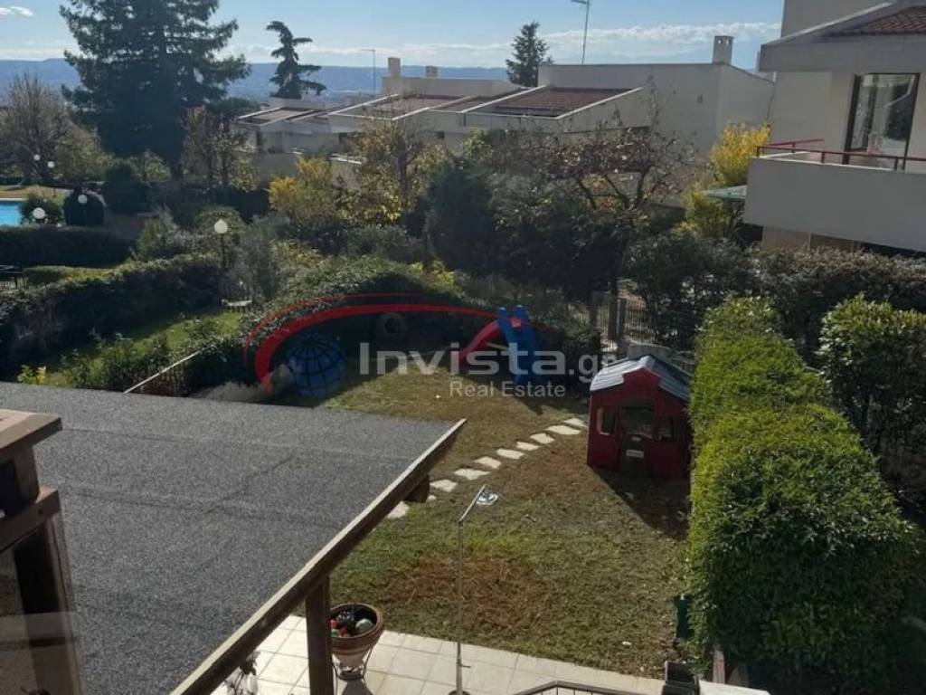 Θέα από μπαλκόνι