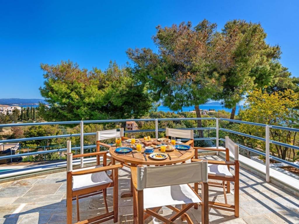 Θέα από μπαλκόνι