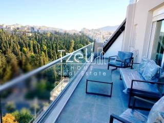 Θέα απο μπαλκόνι